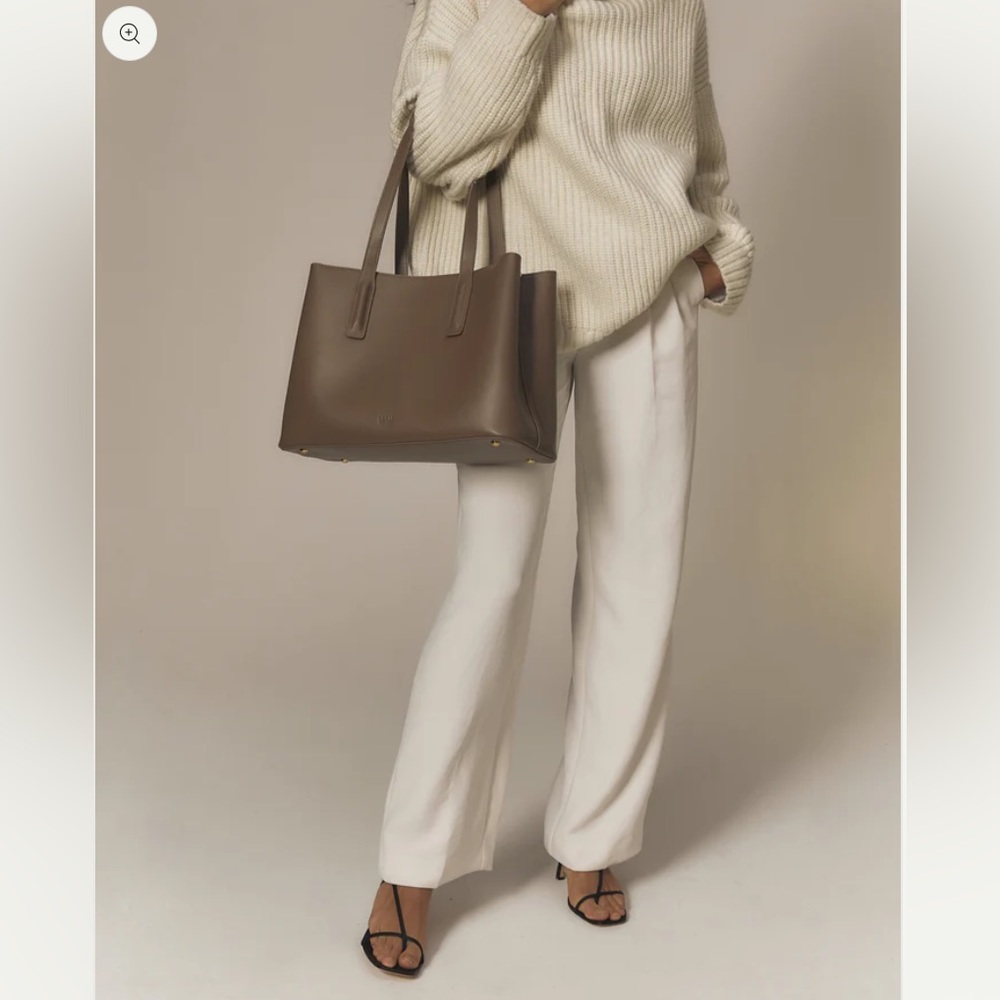 Freja NYC Linnea Taupe Tote Bag with Duster Bag - Picture 9 of 16